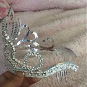 (SOLD) Tiara